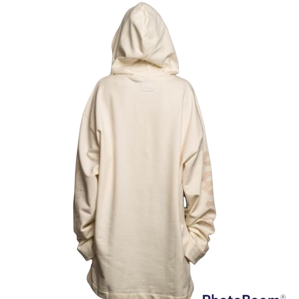 Puma x Fenty Oversized Pink Long Sleeve Graphic Hoody - Picture 3 of 16